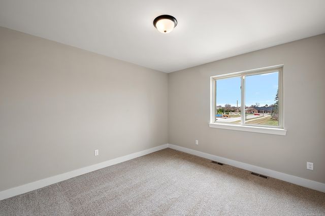 18857 Via Firenze Drive, Macomb, MI 48044