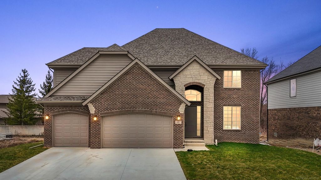 18857 Via Firenze Drive, Macomb, MI 48044