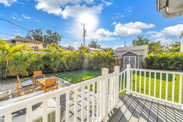 2320 5TH STREET N, St Petersburg, FL 33704