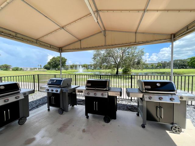 3205 Portofino Point B4, Coconut Creek, FL 33066