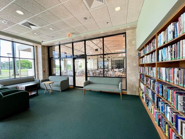 3205 Portofino Point B4, Coconut Creek, FL 33066