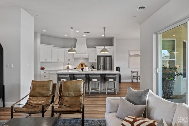 13310 Dali Avenue, Bakersfield, CA 93314