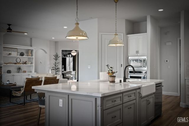 13310 Dali Avenue, Bakersfield, CA 93314