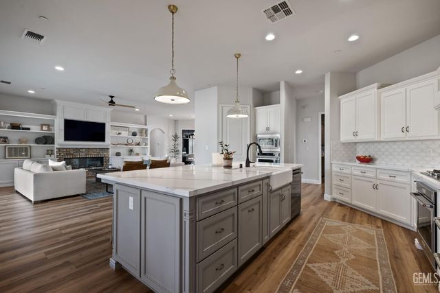 13310 Dali Avenue, Bakersfield, CA 93314