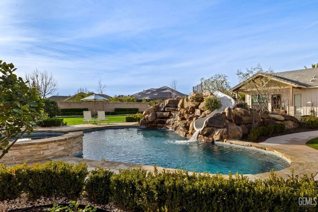 13310 Dali Avenue, Bakersfield, CA 93314