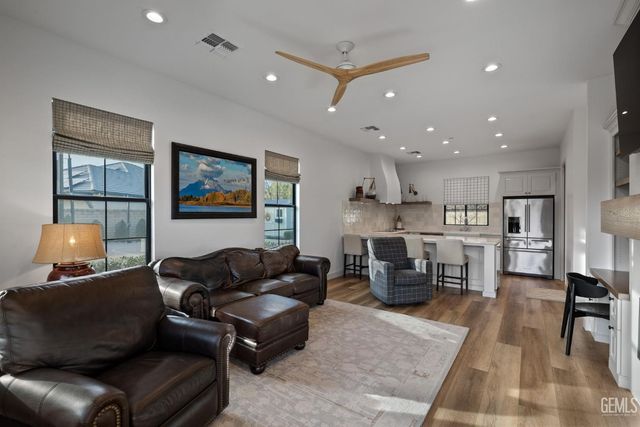 13310 Dali Avenue, Bakersfield, CA 93314