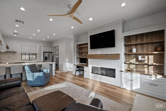 13310 Dali Avenue, Bakersfield, CA 93314