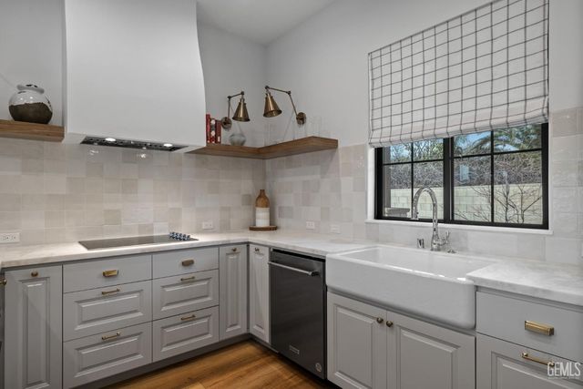 13310 Dali Avenue, Bakersfield, CA 93314