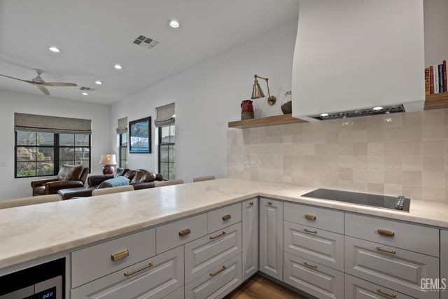 13310 Dali Avenue, Bakersfield, CA 93314