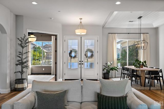 13310 Dali Avenue, Bakersfield, CA 93314