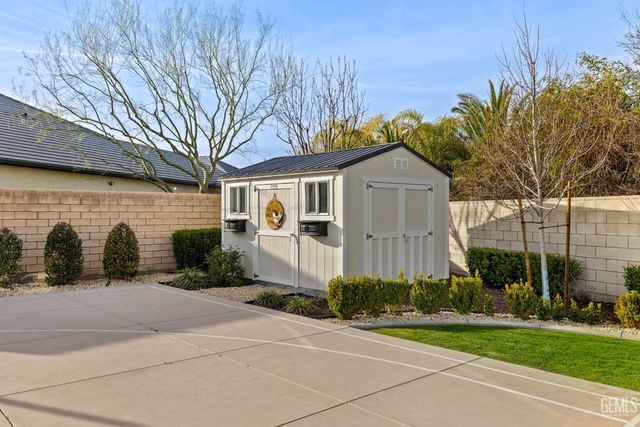 13310 Dali Avenue, Bakersfield, CA 93314