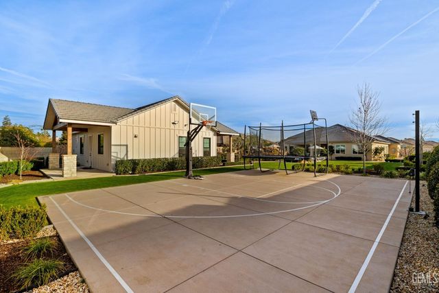 13310 Dali Avenue, Bakersfield, CA 93314