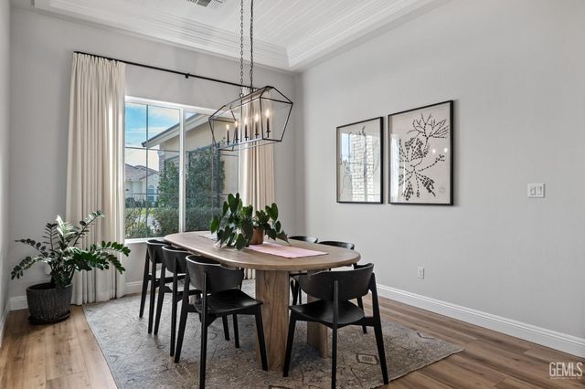 13310 Dali Avenue, Bakersfield, CA 93314