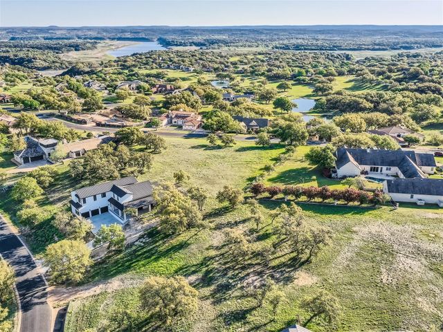 27209 Waterfall Hill PKWY, Spicewood, TX 78669