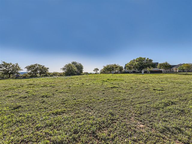 27209 Waterfall Hill PKWY, Spicewood, TX 78669