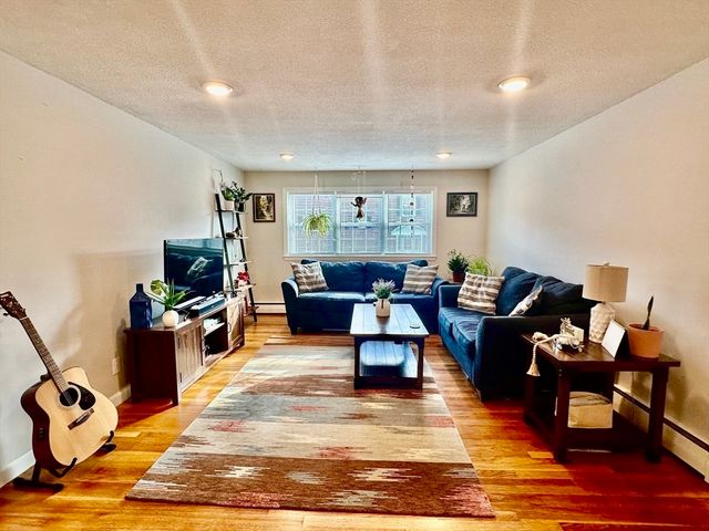 25 Arlington Rd 2-4, Woburn, MA 01801