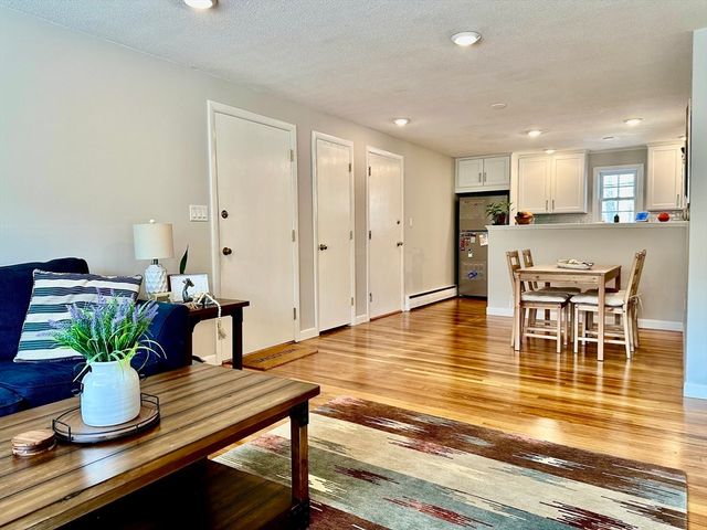 25 Arlington Rd 2-4, Woburn, MA 01801