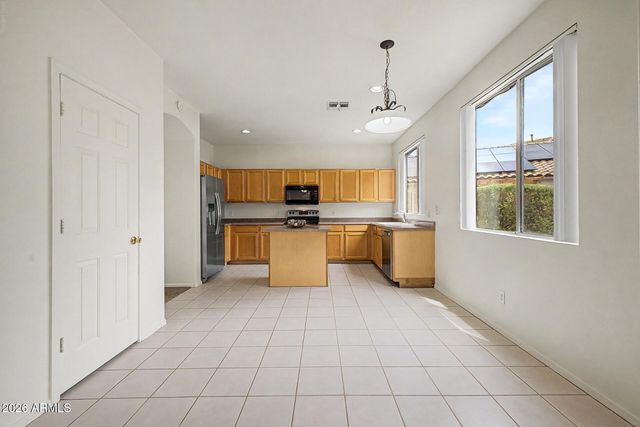 9359 W DEANNA Drive, Peoria, AZ 85382
