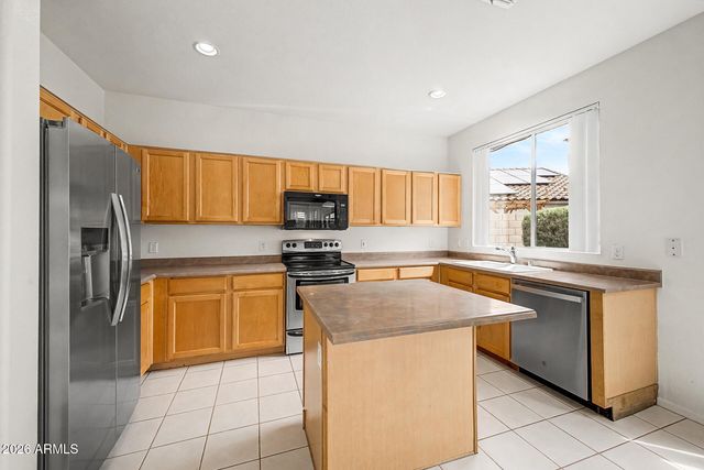 9359 W DEANNA Drive, Peoria, AZ 85382