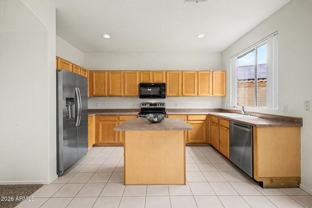9359 W DEANNA Drive, Peoria, AZ 85382