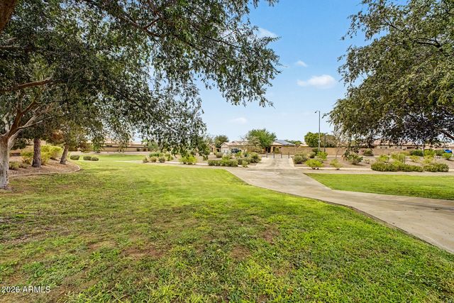 9359 W DEANNA Drive, Peoria, AZ 85382