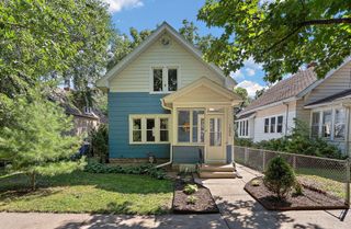 1086 Pleasant Avenue, Saint Paul, MN 55102