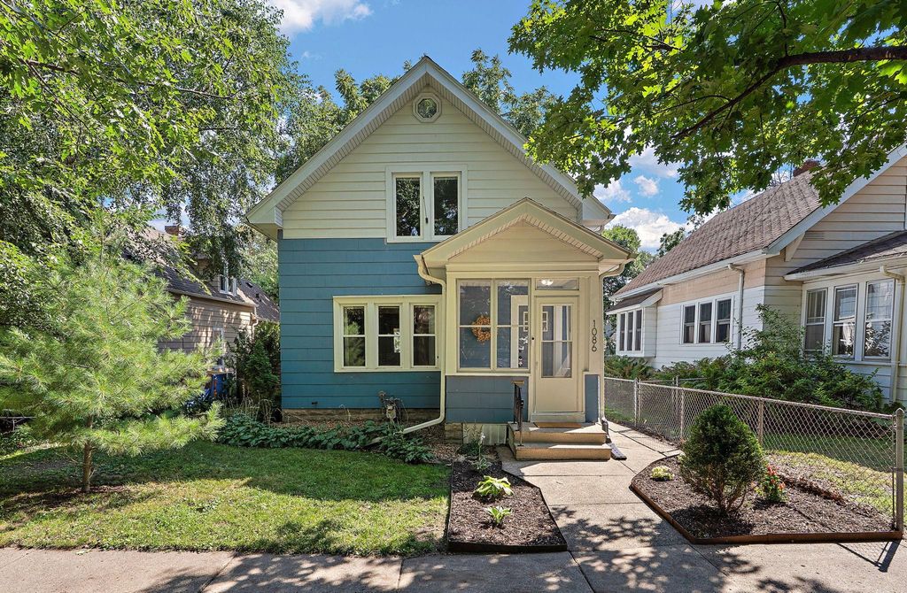1086 Pleasant Avenue, Saint Paul, MN 55102