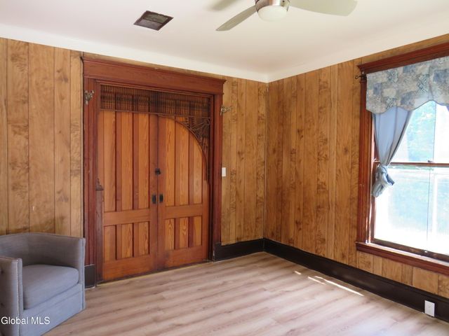 58 Woodside Avenue, Gloversville, NY 12078