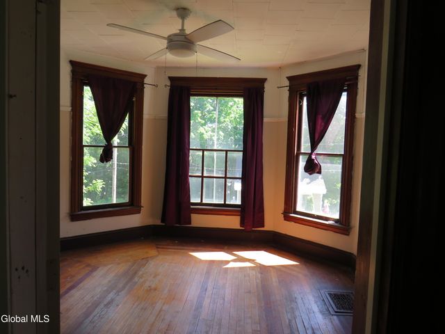 58 Woodside Avenue, Gloversville, NY 12078