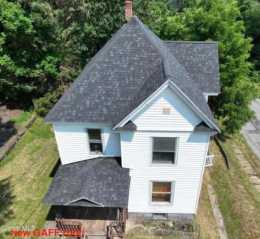 58 Woodside Avenue, Gloversville, NY 12078