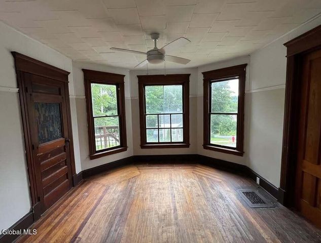 58 Woodside Avenue, Gloversville, NY 12078