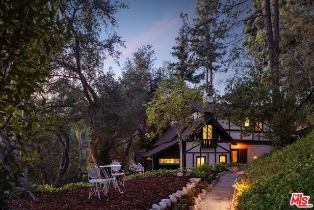 485 Madeline Drive, Pasadena, CA 91105