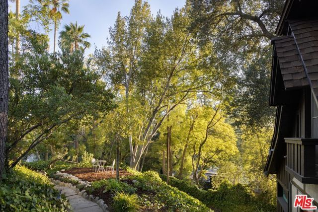 485 Madeline Drive, Pasadena, CA 91105