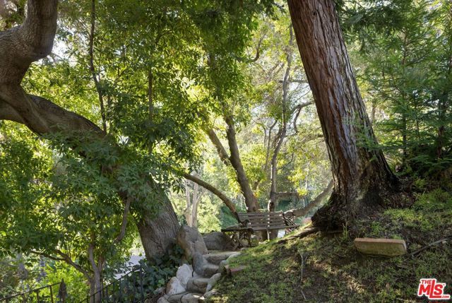 485 Madeline Drive, Pasadena, CA 91105