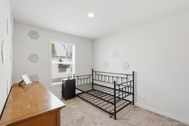 2125 Candy Lane, Brighton, MI 48114