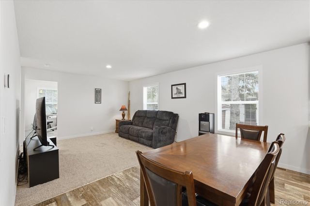 2125 Candy Lane, Brighton, MI 48114