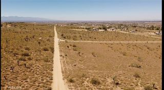 1 Japatul Rd, Apple Valley, CA 92308