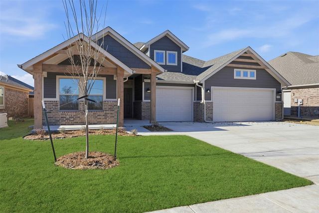 505 Hutton Road, Yukon, OK 73099