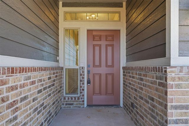 505 Hutton Road, Yukon, OK 73099