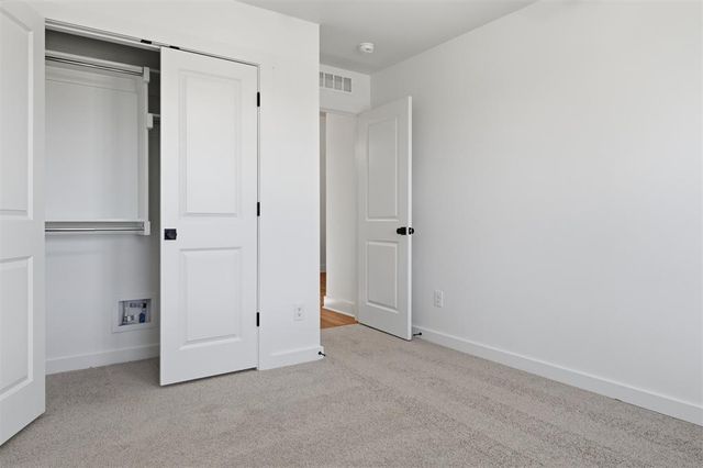 505 Hutton Road, Yukon, OK 73099