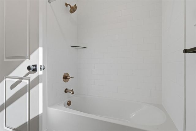 505 Hutton Road, Yukon, OK 73099