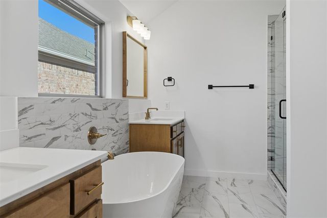 505 Hutton Road, Yukon, OK 73099