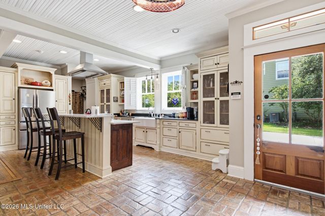 940 2nd Street, Gulfport, MS 39501