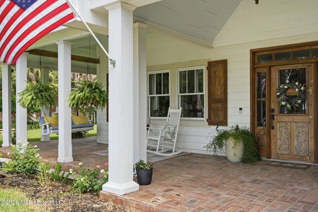 940 2nd Street, Gulfport, MS 39501