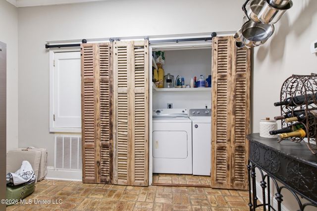 940 2nd Street, Gulfport, MS 39501