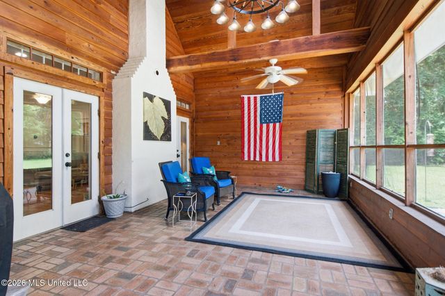 940 2nd Street, Gulfport, MS 39501