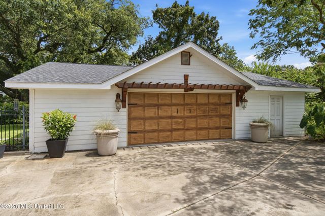 940 2nd Street, Gulfport, MS 39501