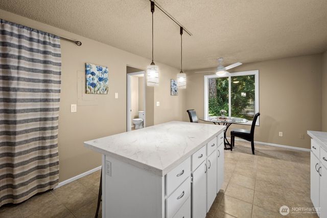 32405 1st Place S, Federal Way, WA 98003