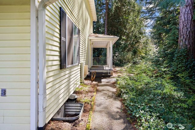 32405 1st Place S, Federal Way, WA 98003