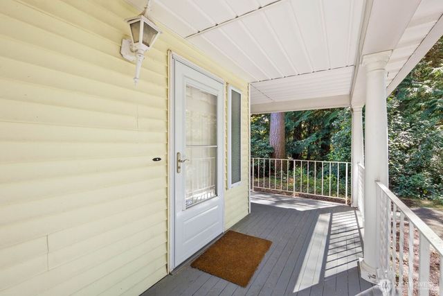 32405 1st Place S, Federal Way, WA 98003